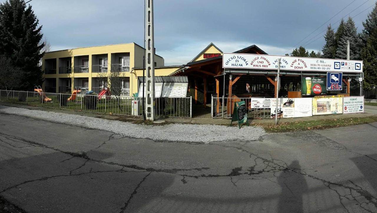 Grill Terasz Etterem Es Szallashely Mezőkövesd Exterior foto