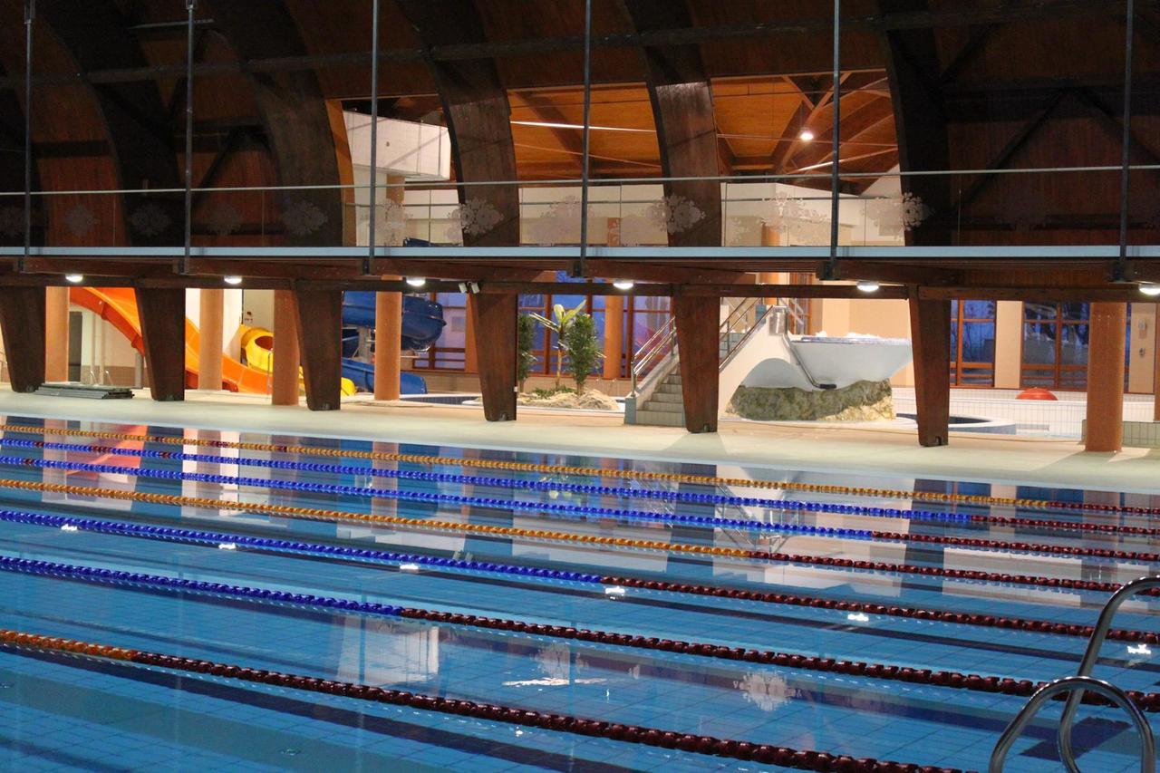 Grill Terasz Etterem Es Szallashely Mezőkövesd Exterior foto