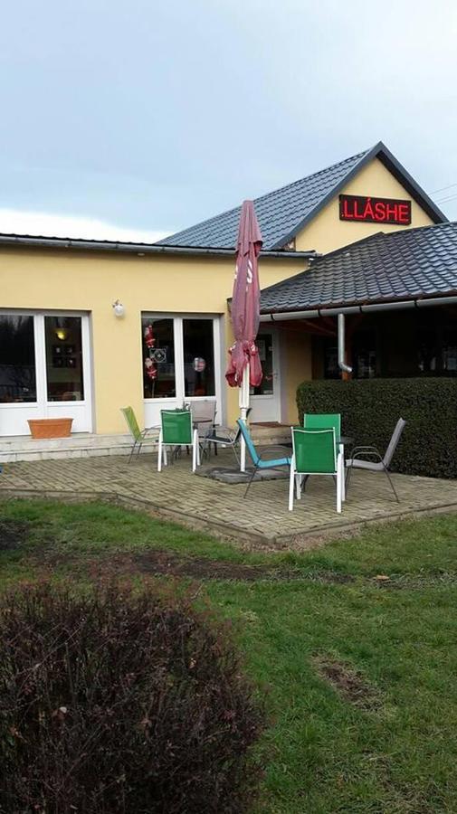 Grill Terasz Etterem Es Szallashely Mezőkövesd Exterior foto